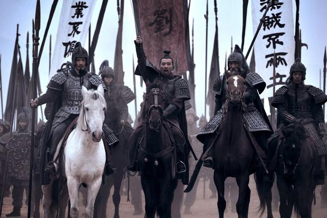 夷陵之战后，曹丕为什么选择攻打孙权而不是刘备？